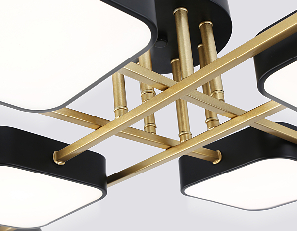 Потолочная люстра LineTech FL516348