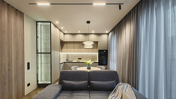 Трековый светильник Focus LED TR032-4-5WTW-M-DSZ-B