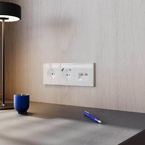 Розетка S70 VLS060201