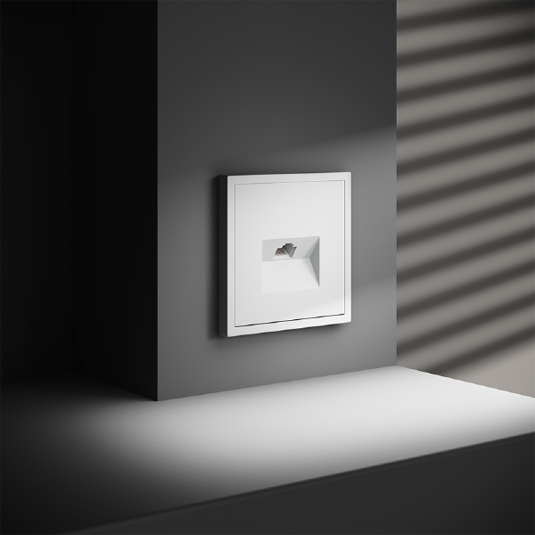 Розетка S70 VLS060102