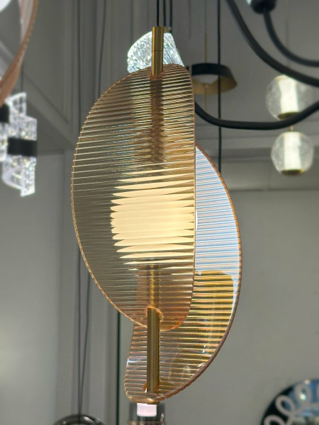 Светильник подвесной MD24030035 MD24030035-5B brass/amber