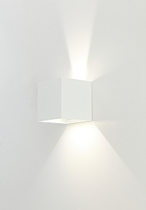 Уличный настенный светильник Wels IL.0014.0005 WH