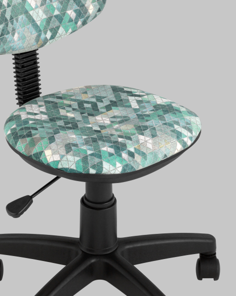 Компьютерное кресло УМКА KP09-Prisma670