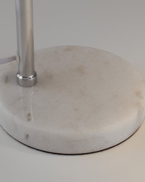 Настольная лампа Moderli V11339-1T