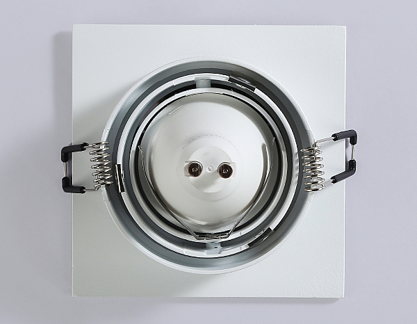 Встраиваемый светильник Standard Tech TN102757