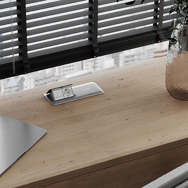 Аксессуар Werkel W8078065/ Выдвижной блок (Лючок) на 8 модулей (серебряный)