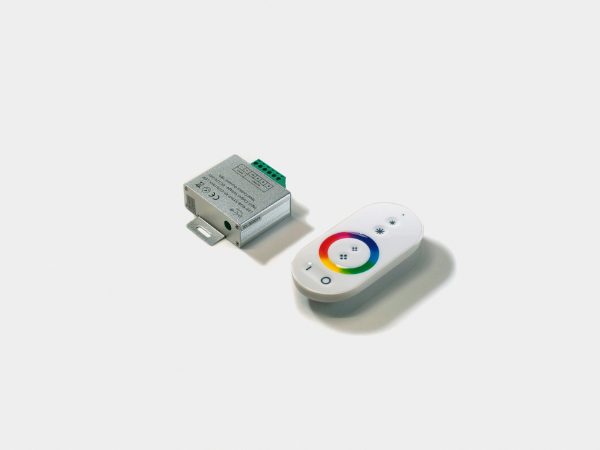 Пульт к светодиодной ленте RF RGB RF-RGB-S-18A-WH1