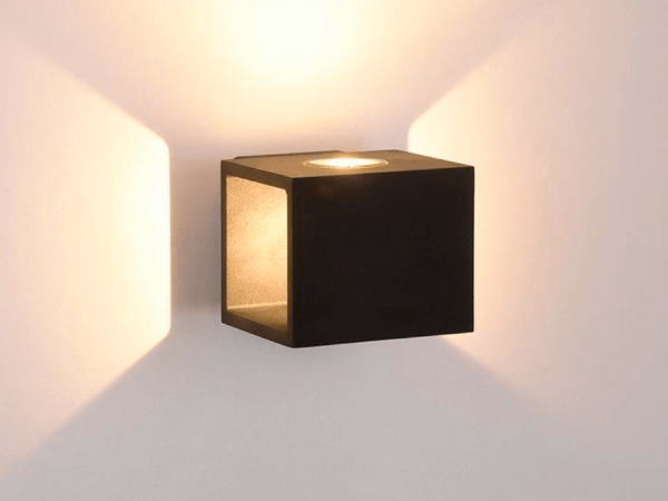 Уличный настенный светильник JY LW-A0100A-BL-WW