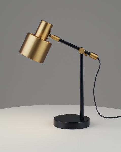 Настольная лампа Artis V11266-1T