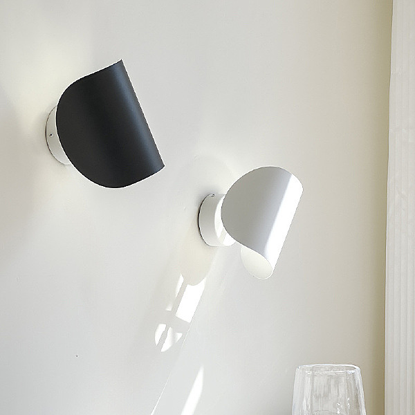 Настенный светильник Santa LE245W-2B