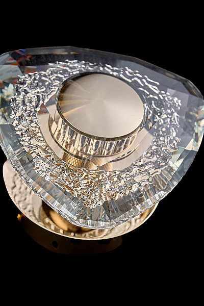 Настенный светильник LEON Iris LE7913/1W Gold