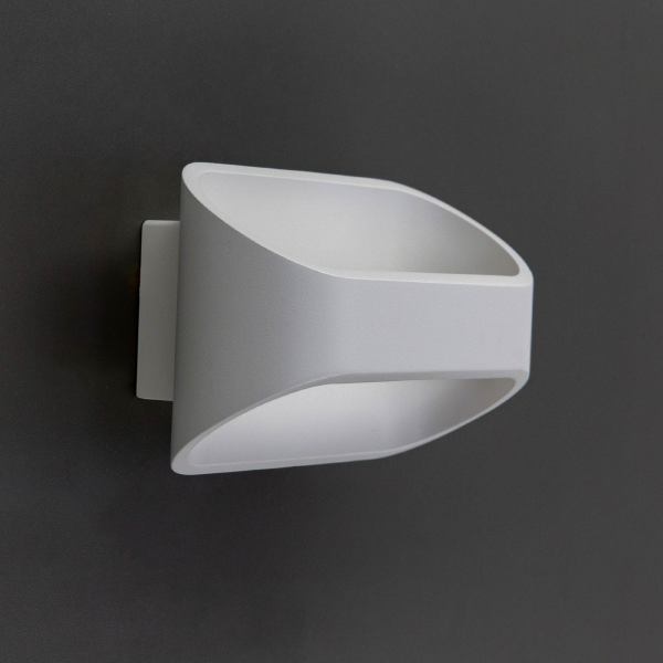 Настенное бра Citilux Декарт CL704070