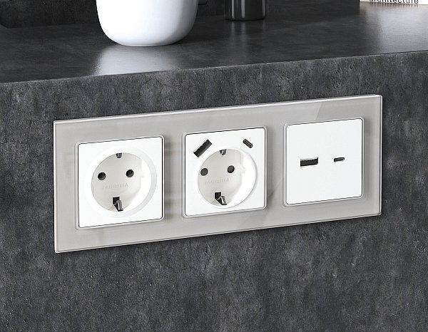 Розетка Ambrella Volt ALFA MA129010