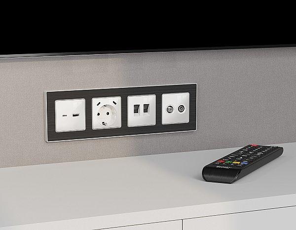 Розетка Ambrella Volt ALFA MA110510