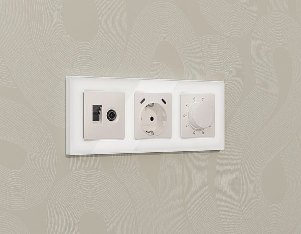 Розетка Ambrella Volt ALFA MA210510