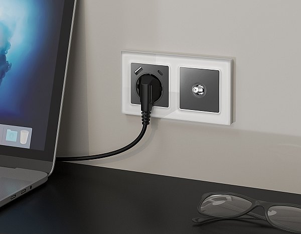Розетка Ambrella Volt ALFA MA663050