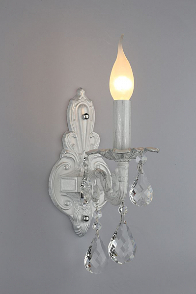 Настенное бра Carbonia OML-76901-01