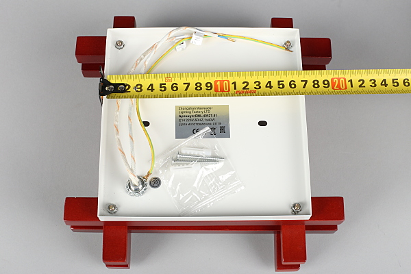 Настенно потолочный светильник Carvalhos OML-40527-01