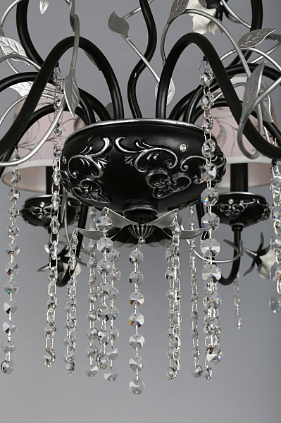 Подвесная люстра Lucca OML-77913-08