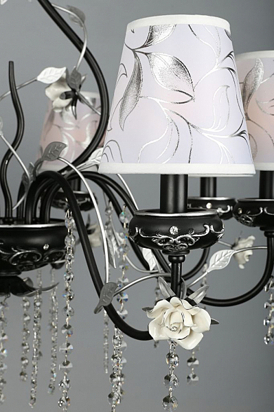 Подвесная люстра Lucca OML-77913-08