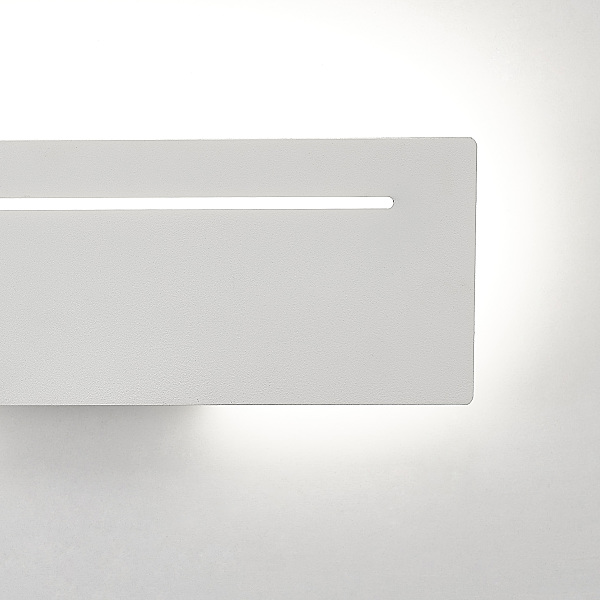 Светодиодная бра TOJA 5121