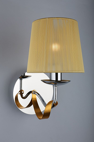 Настенное бра Varese OML-61601-01