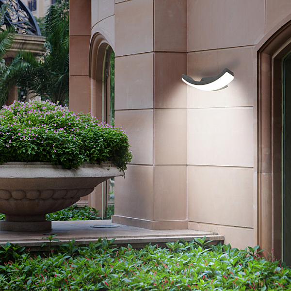 Уличный настенный светильник Kaimas 357403