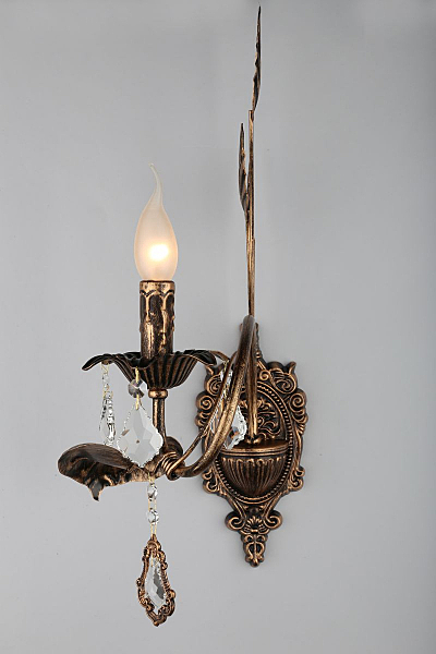 Настенное бра Trento OML-78601-01