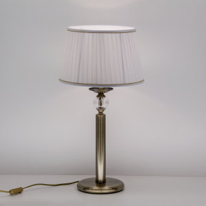 Настольная лампа Гера CL433813