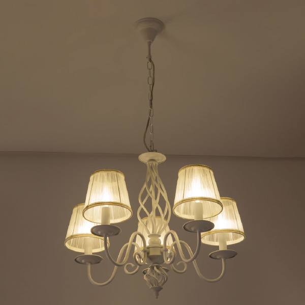 Подвесная люстра Ровена Белый CL427150