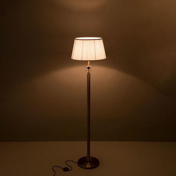 Торшер Гера CL433913