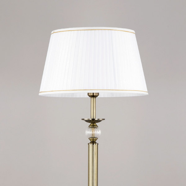 Торшер Гера CL433913