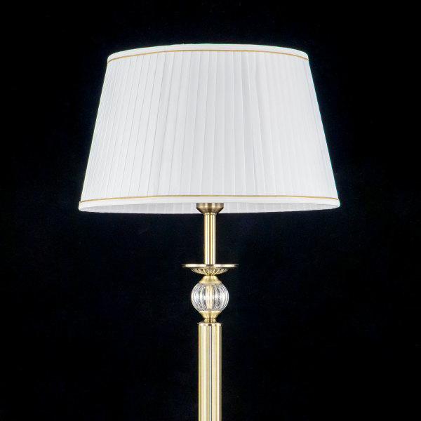 Торшер Гера CL433913