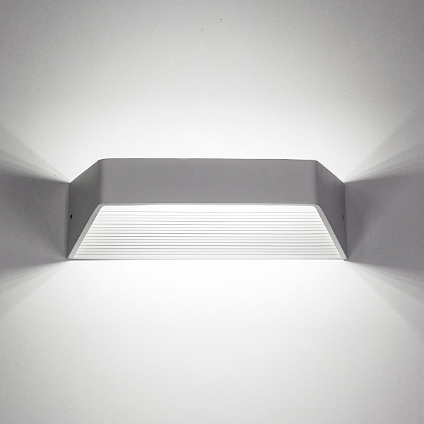 Светодиодная бра Декарт CL704320