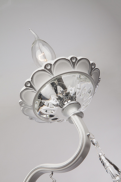 Настенное бра Эммануэль 10049/1 белый с серебром/прозрачный хрусталь Strotskis