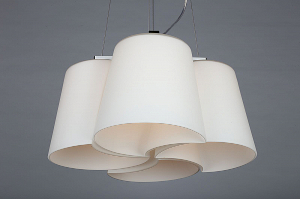 Светильник подвесной Toledo OML-28103-04