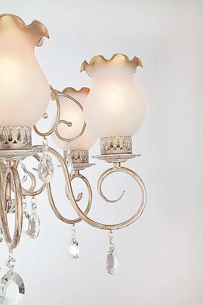 Подвесная люстра Люсси 60009/6 белый с золотом