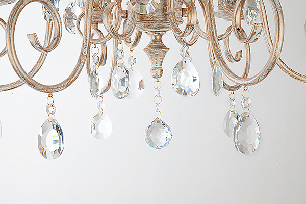 Подвесная люстра Люсси 60009/6 белый с золотом