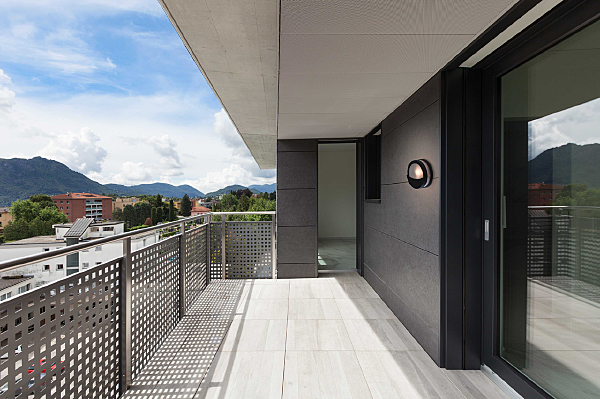 Уличный настенный светильник Меркурий 807022101