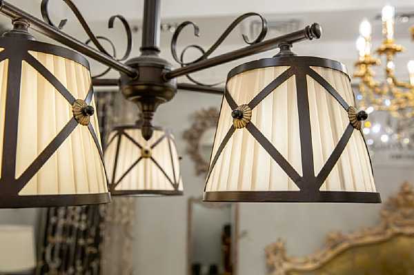 Потолочная люстра Fabrizia L12155.88