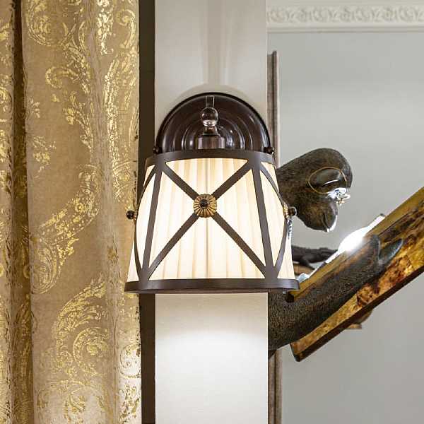 Настенное бра FABRIZIA L12121.88