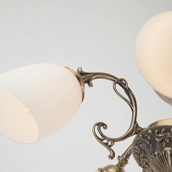 Потолочная люстра Ariele 22010/5 античная бронза