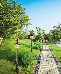 Уличный наземный светильник Amsterdam A1523PA-1BN