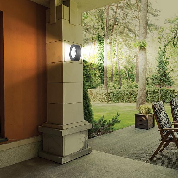 Уличный настенный светильник Roca 357523