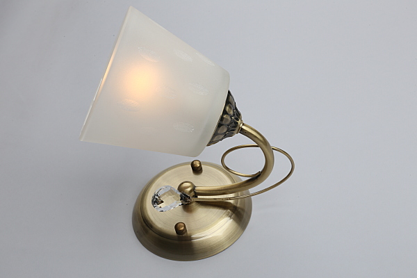 Настенное бра Larone OML-54601-01