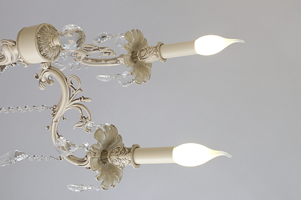 Подвесная люстра Taranto OML-74403-27