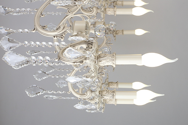 Подвесная люстра Taranto OML-74403-27