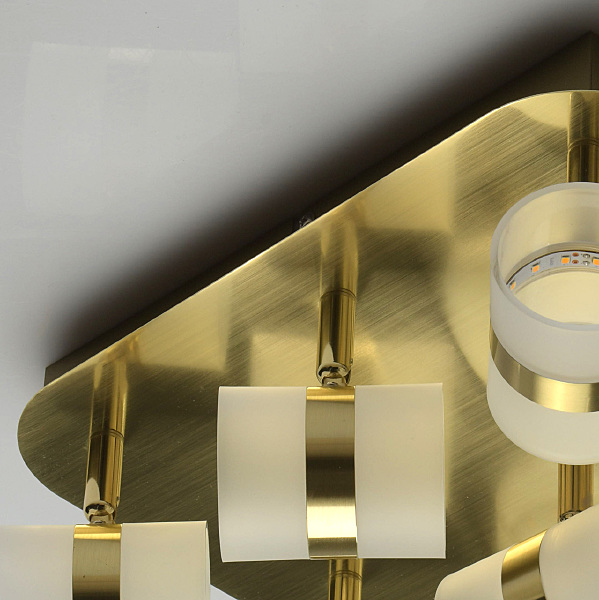 Светильник спот Этингер 704010909