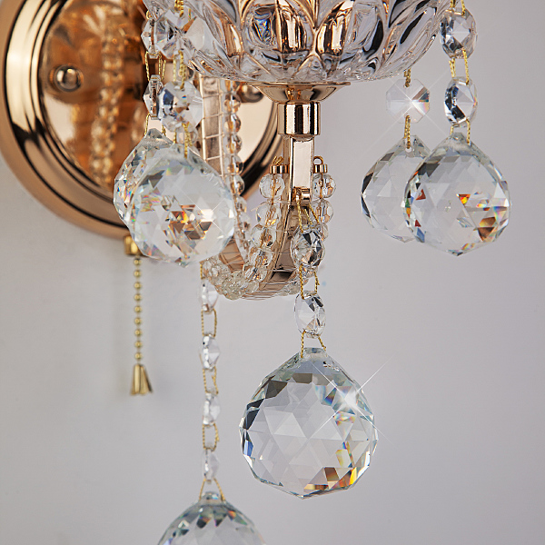 Настенное бра Ariella 10044/1 золото/прозрачный хрусталь Strotskis